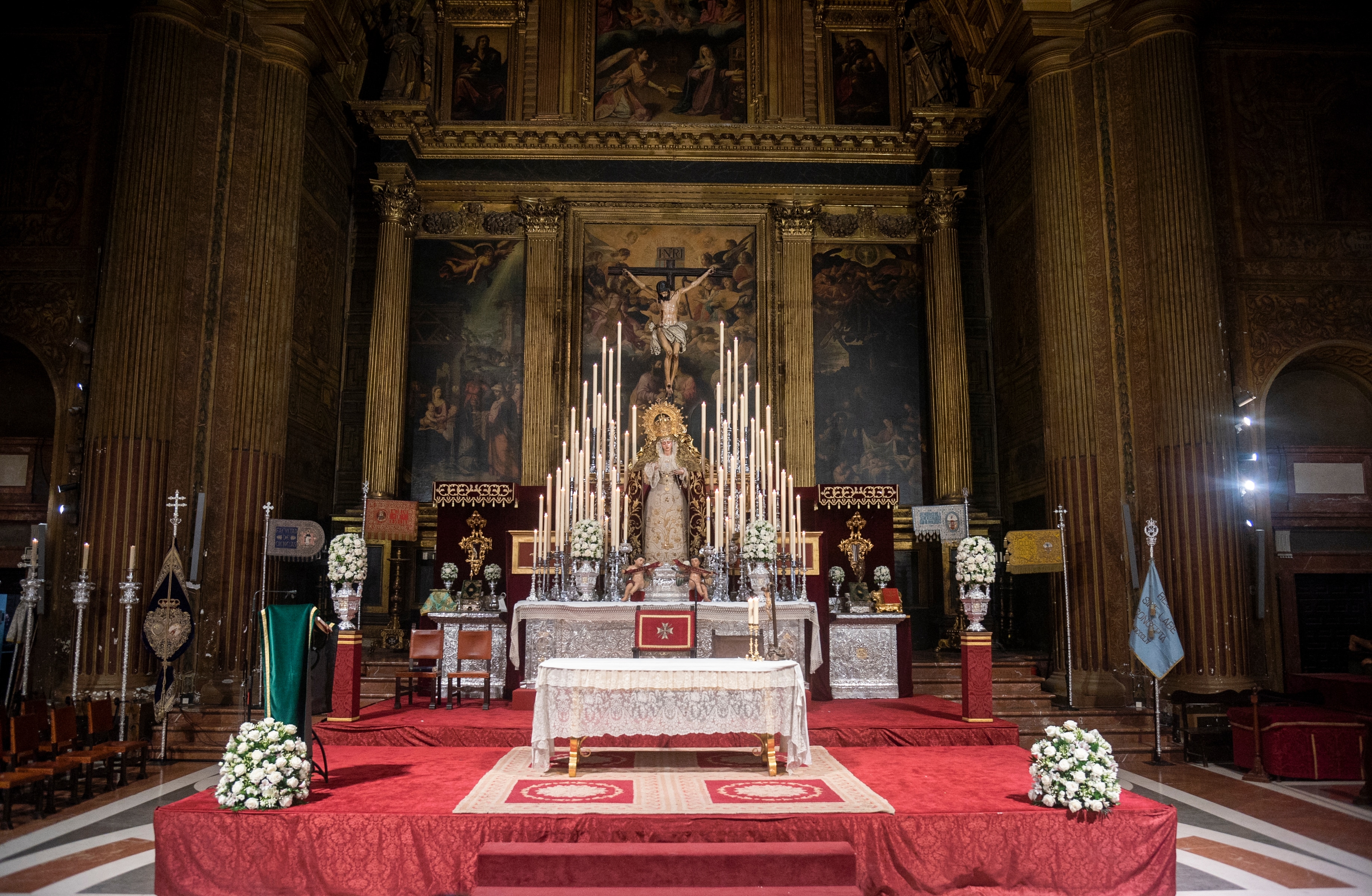 El Cristo de la Buena Muerte y la Virgen de la Angustia de los Estudiantes en la Anunciación