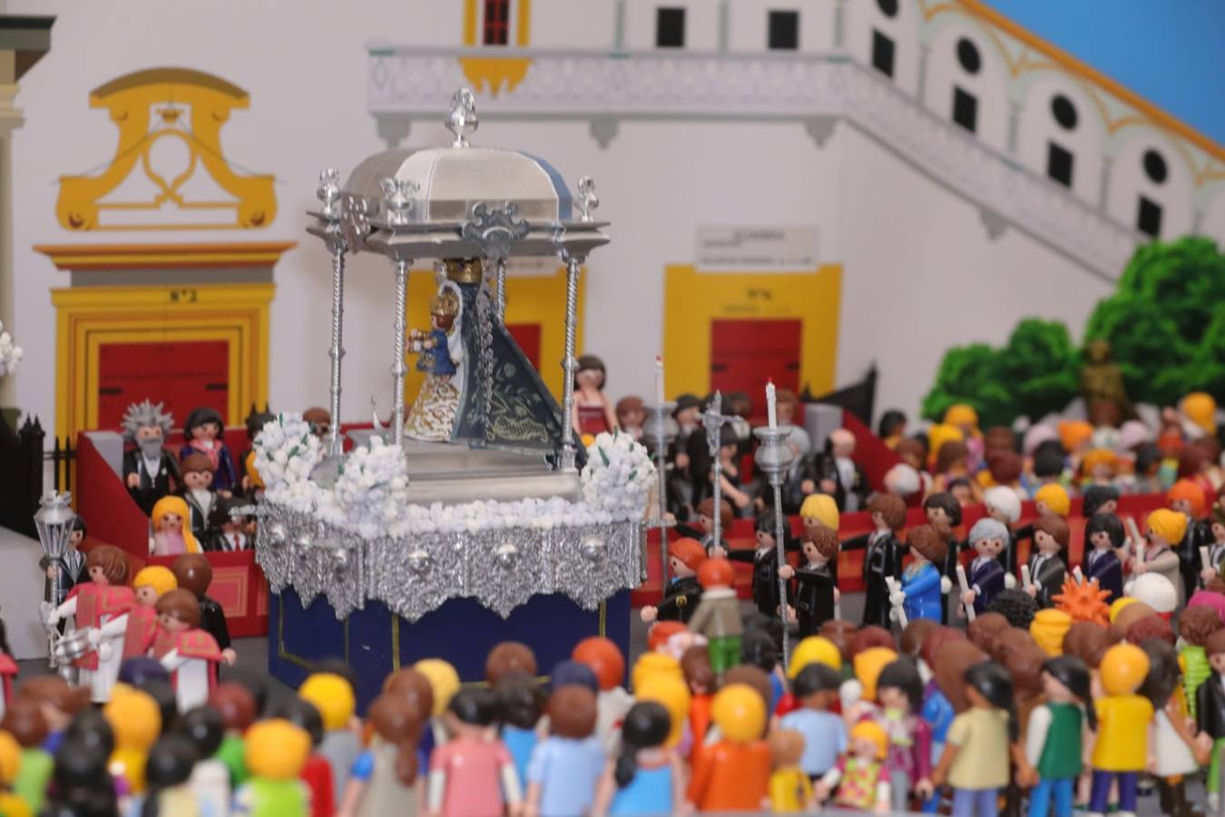 En la Magna de Playmobil se recrea lo que será esta procesión en diciembre en 14 metros de exposición