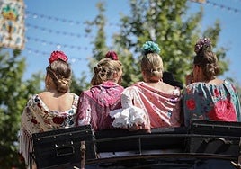 El Pleno rechaza hacer una auditoría sobre el cambio de formato de la Feria de Sevilla