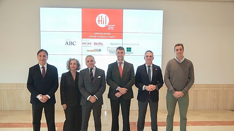 El desafío pendiente de conectar Sevilla con el mundo y consigo misma