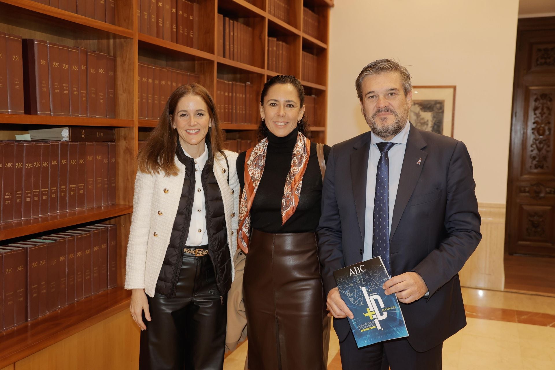 Nieves Valenzuela, Loreto del Valle y Luis Pérez