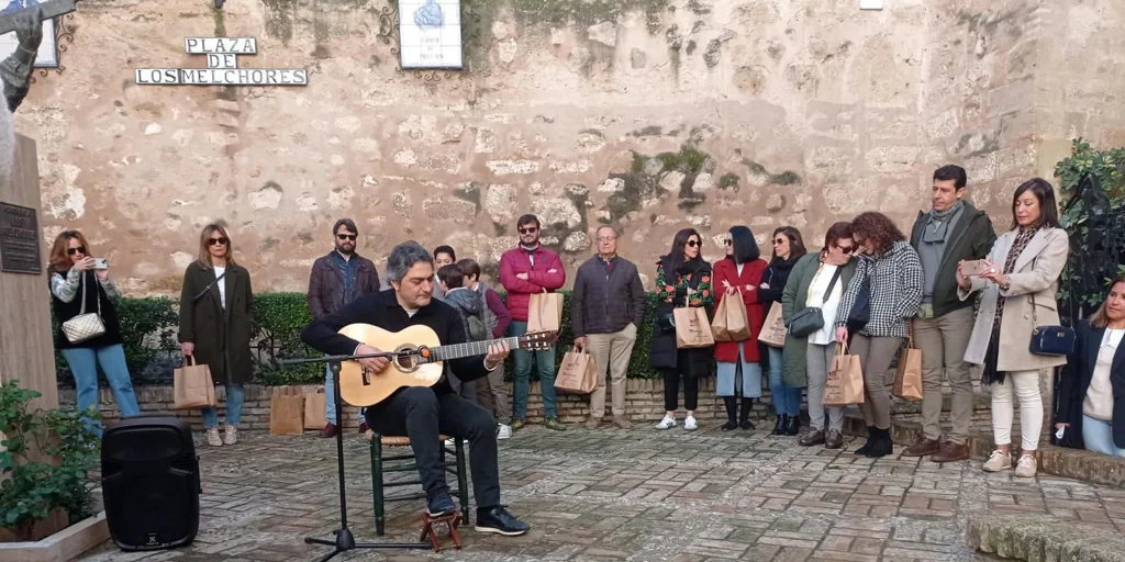 El sabor flamenco de Marchena en una ruta con cante, patrimonio, gastronomía y vinos