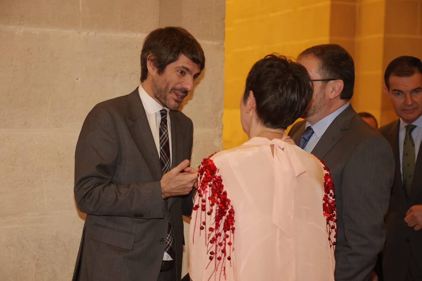 El ministro de Cultura recibe a los galardonados en la cena previa a la entrega de Medallas de este miércoles