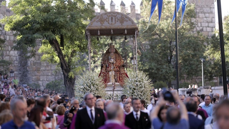 La Virgen de los Reyes