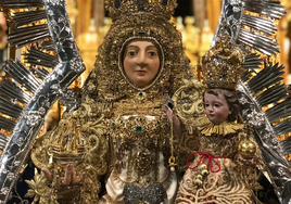 Las imágenes de la procesión Magna de Sevilla 2024: la historia de la Virgen de Consolación de Utrera