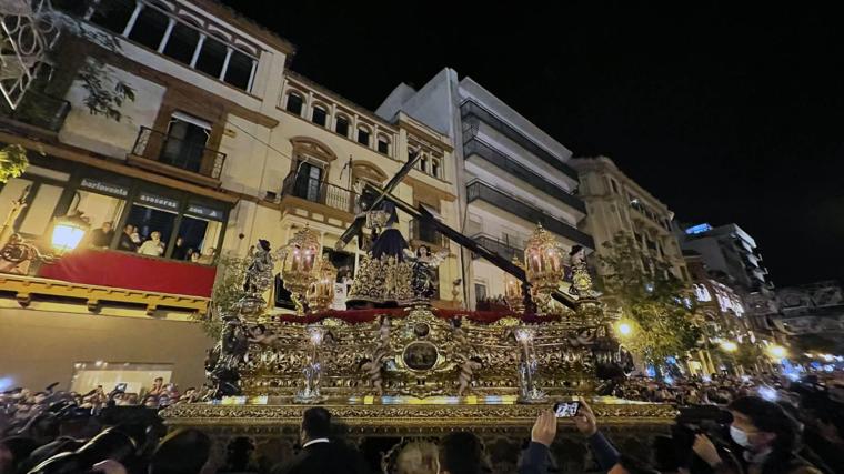 El Señor del Gran Poder por Campana en la procesión extraordinaria de 2021