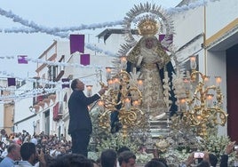 Arahal concede la Medalla de Oro de la Ciudad a las hermandades de Jesús Nazareno y el Santo Entierro