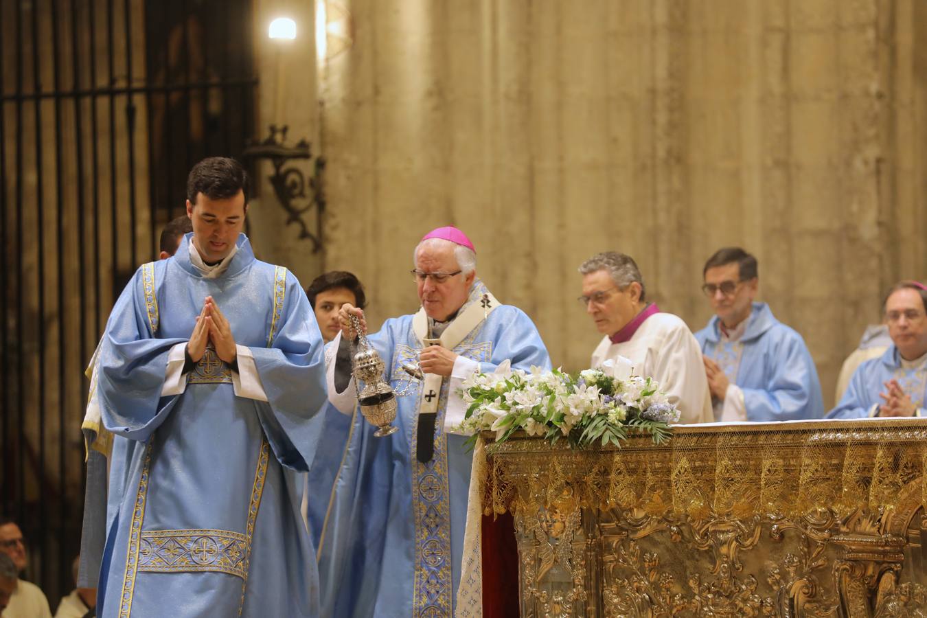 Santa Misa estacional de clausura del Congreso de Hermandades y Piedad Popular en la Catedral de Sevilla