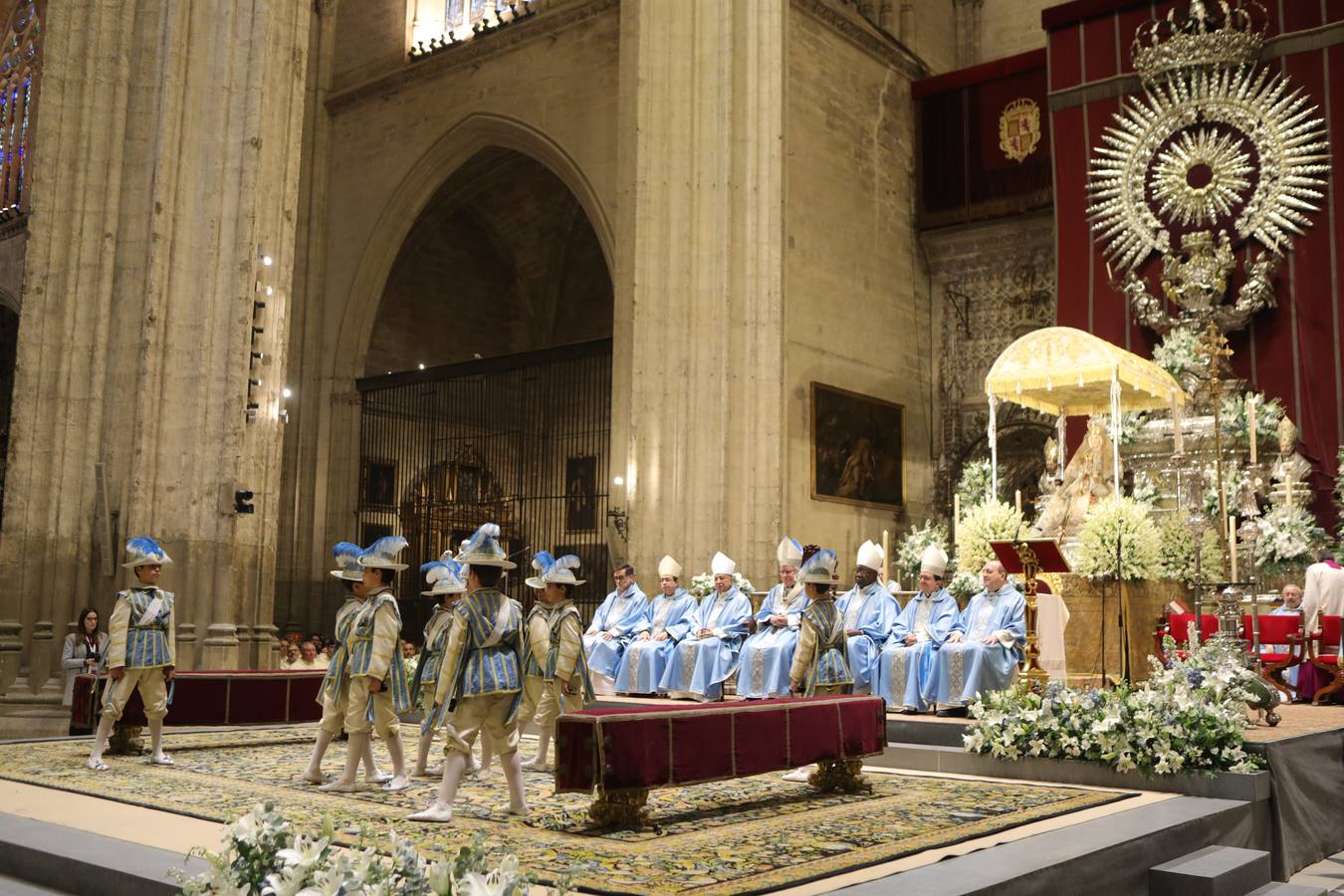 Santa Misa estacional de clausura del Congreso de Hermandades y Piedad Popular en la Catedral de Sevilla