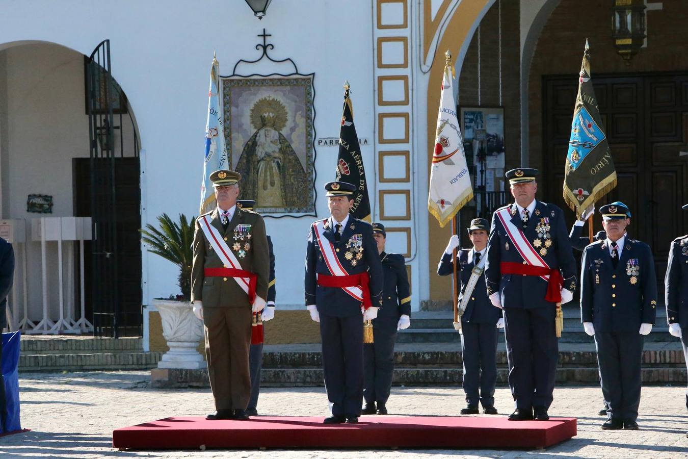 Un momento del acto militar celebrado este martes en el Acuartelamiento Aéreo de Tablada