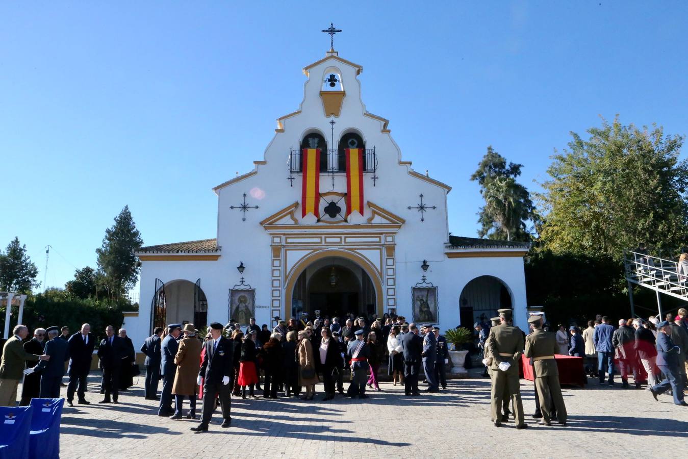 Un momento del acto militar celebrado este martes en el Acuartelamiento Aéreo de Tablada