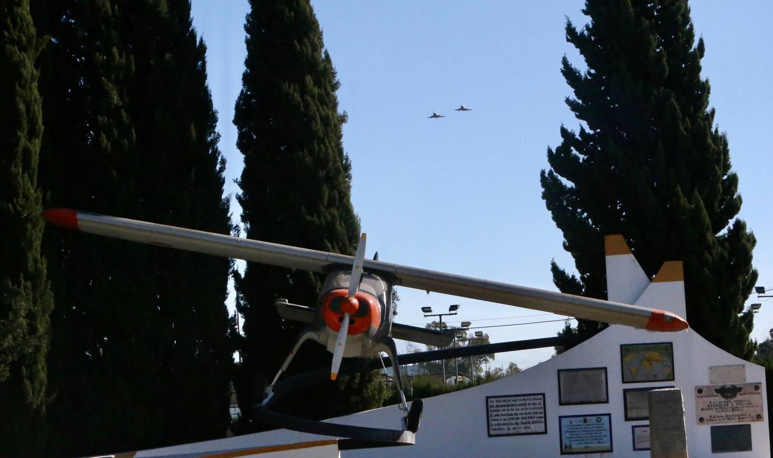 Un momento del acto militar celebrado este martes en el Acuartelamiento Aéreo de Tablada