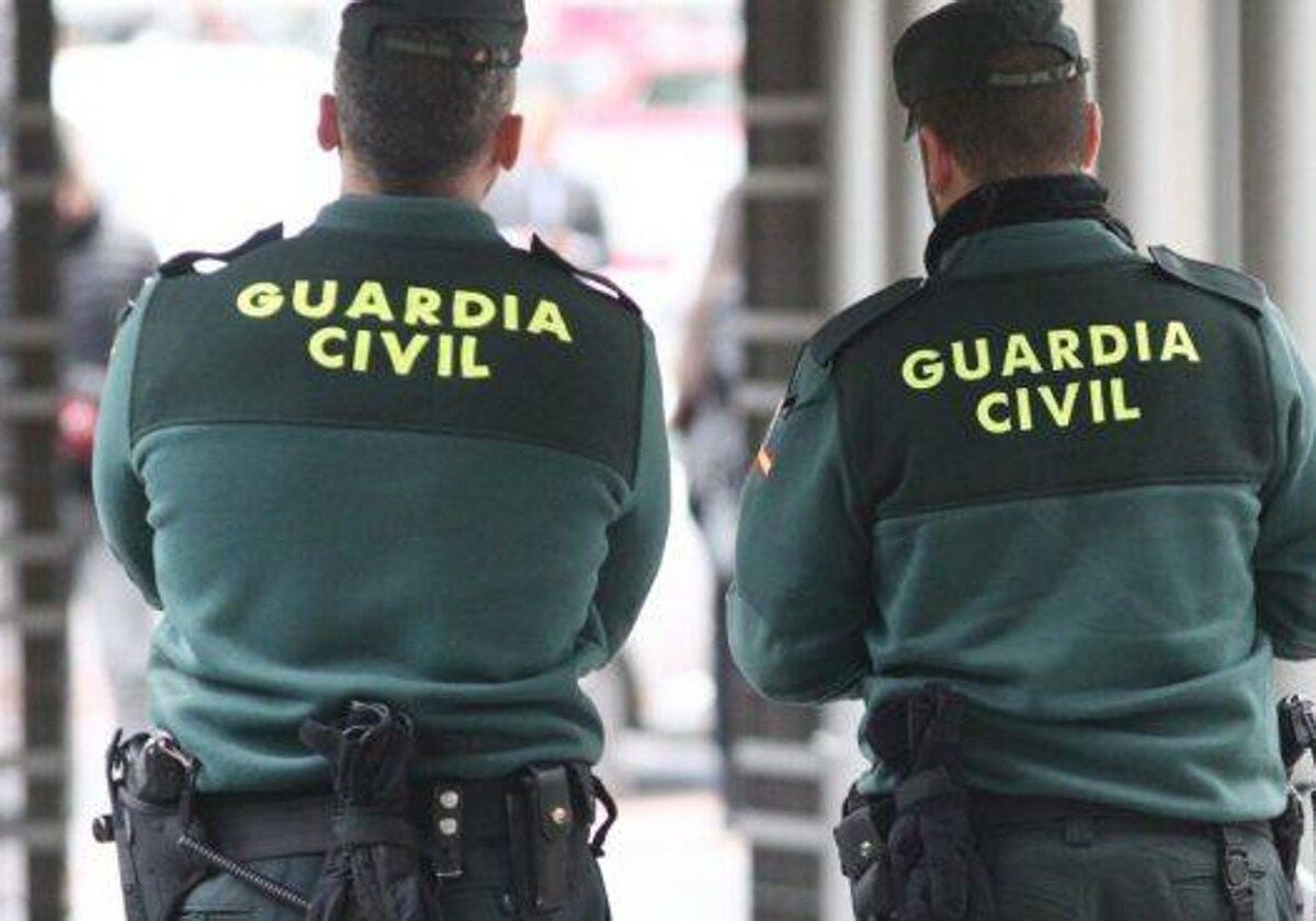 Imagen de archivo de agentes de la Guardia Civil