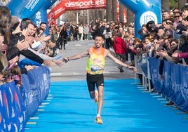 Juan Antonio Pérez, actual campeón de España, gana la 45º Media Maratón Sevilla-Los Palacios