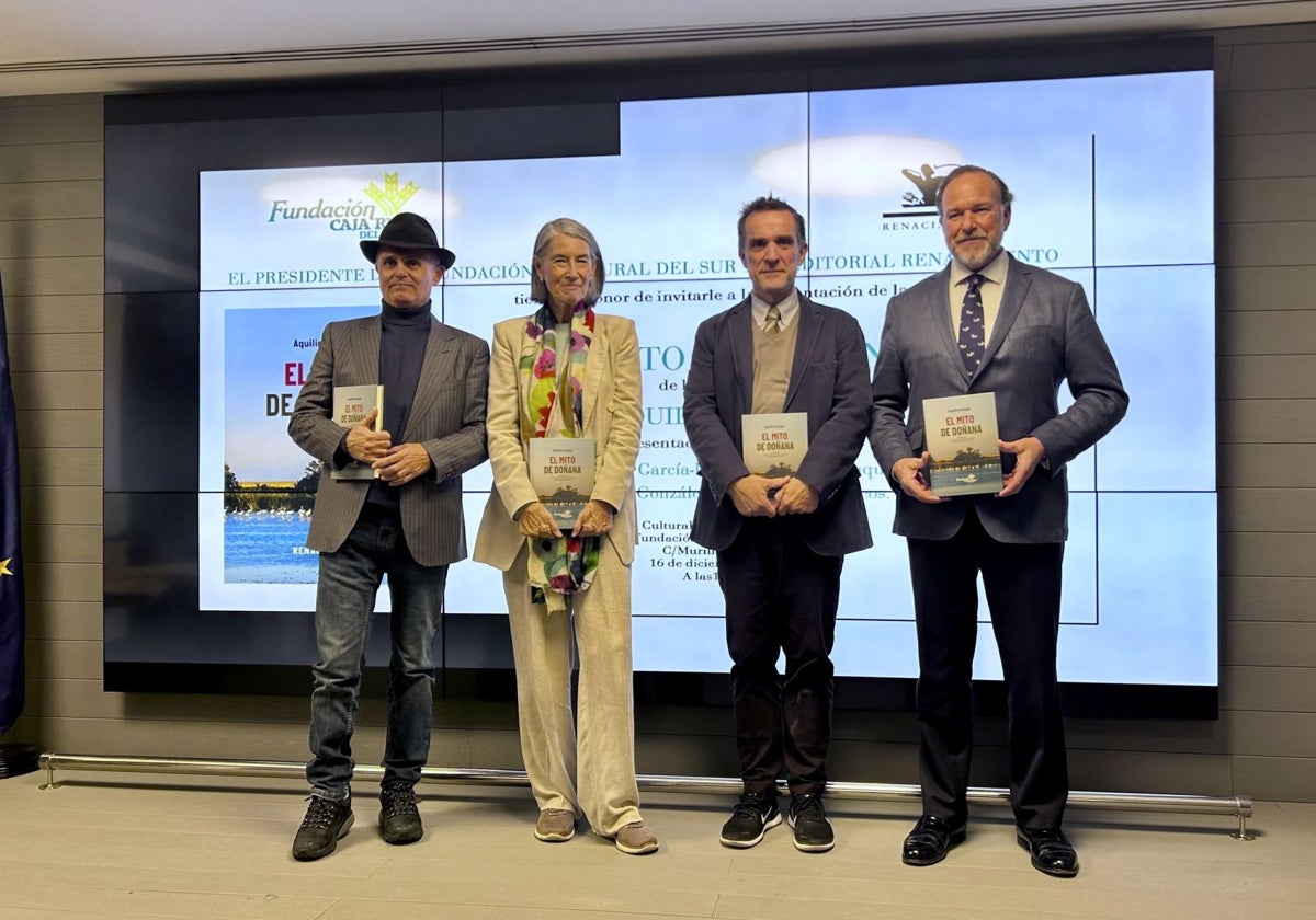 José Mateos, Bibiana González-Gordon, Adriano Duque y José Luis García-Palacios en la presentación