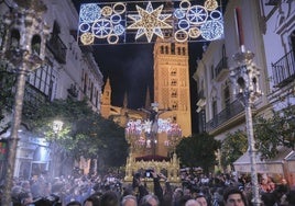 El Cristo de San Agustín cierra el ciclo de extraordinarias en Sevilla