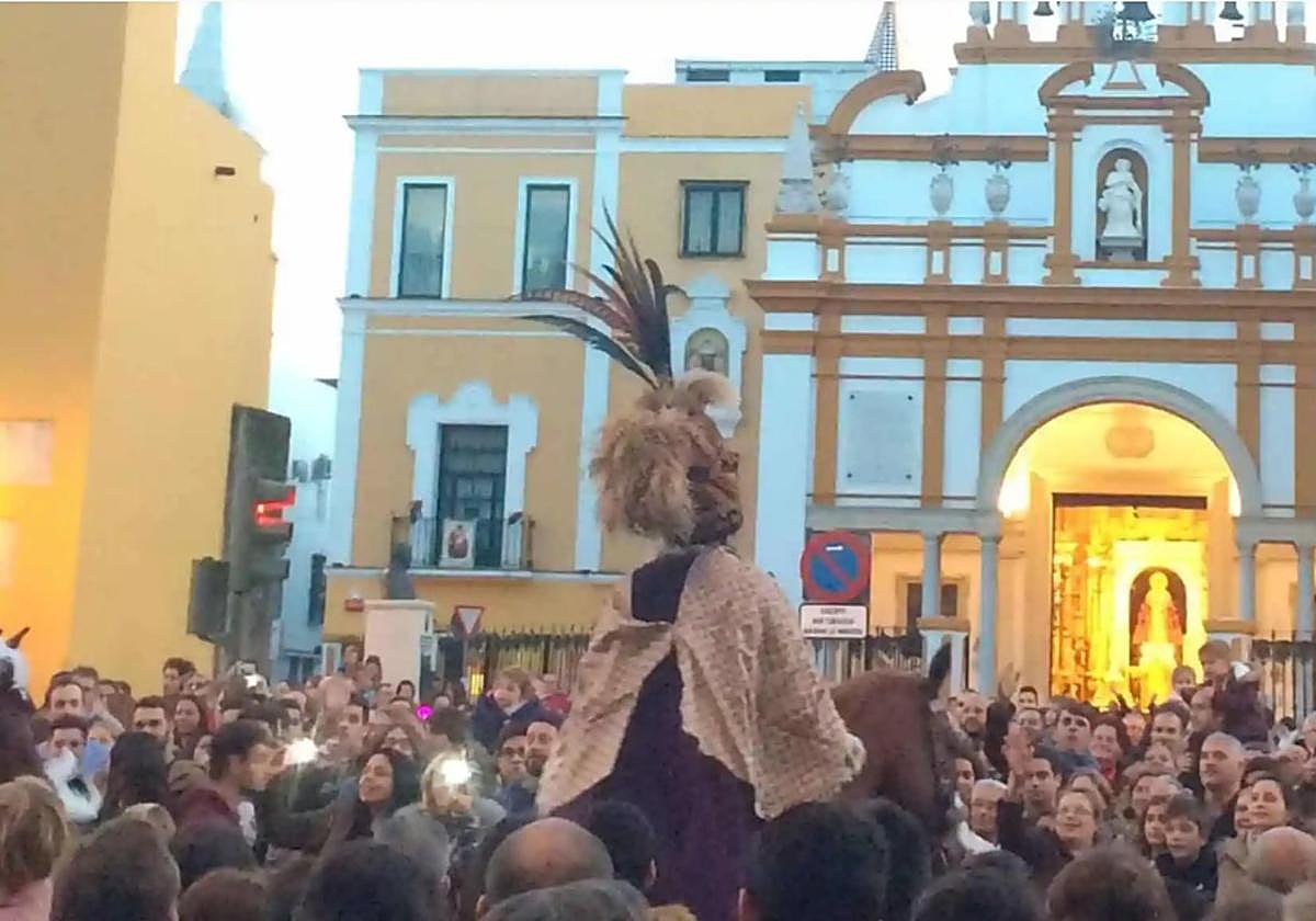 Horario e Itinerario Heraldo de la Macarena 2025. Sevilla 03 de Enero del 2025