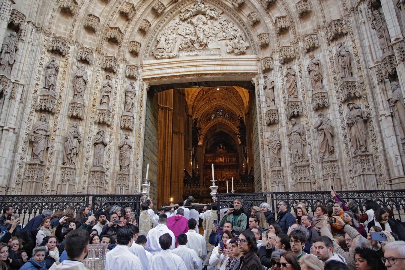 Apertura del Año Jubilar 2025 y procesión desde la parroquia del Sagrario hasta la Catedral