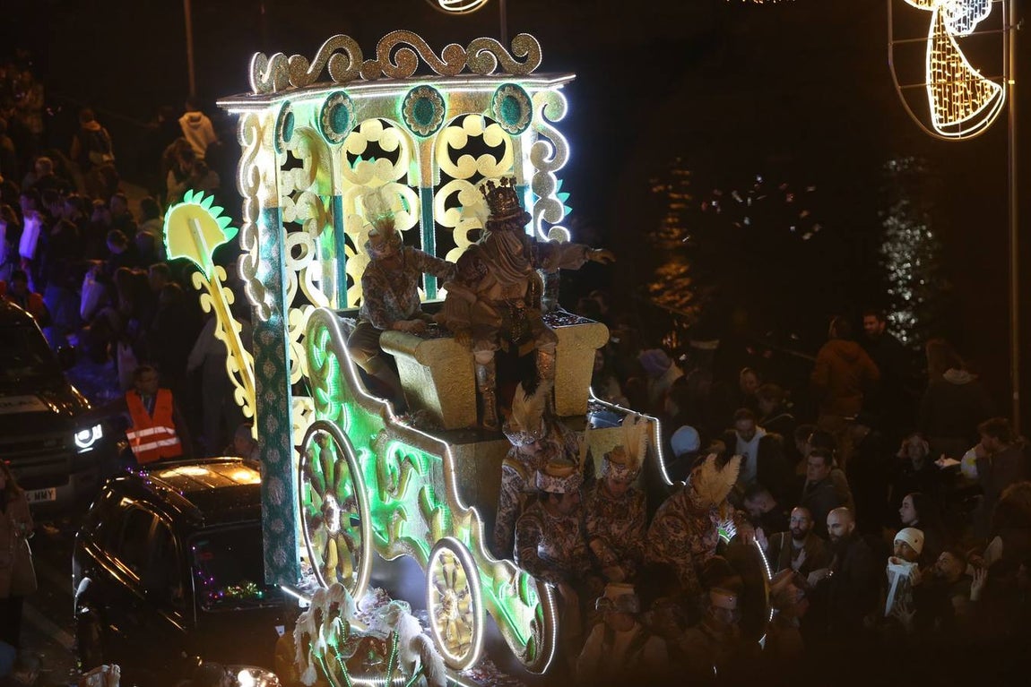 Cabalgata de los Reyes Magos a su paso por Triana
