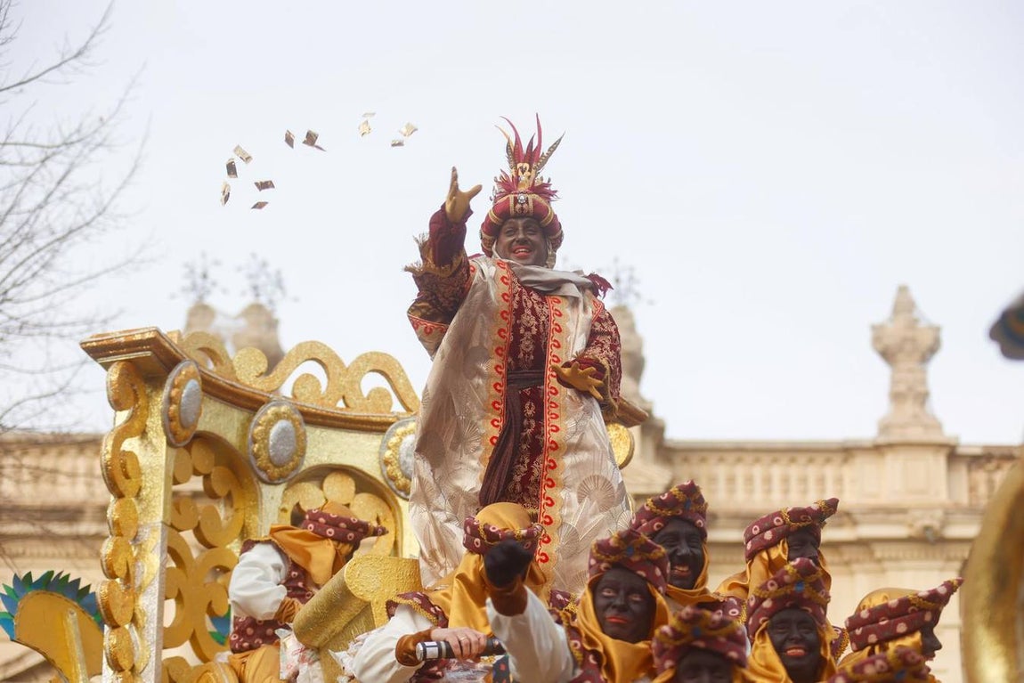 Primeros momentos de la Cabalgata de Reyes Magos de Sevilla