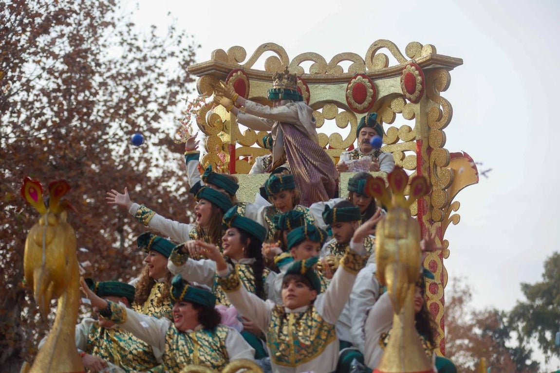 Primeros momentos de la Cabalgata de Reyes Magos de Sevilla