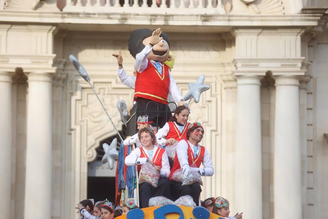 Primeros momentos de la Cabalgata de Reyes Magos de Sevilla