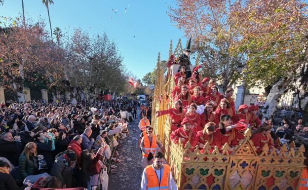 Los mejores lugares para ver la Cabalgata de Reyes Magos de Sevilla 2025