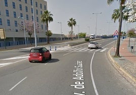 Muere una mujer atropellada por una moto al cruzar un paso de peatones en Dos Hermanas