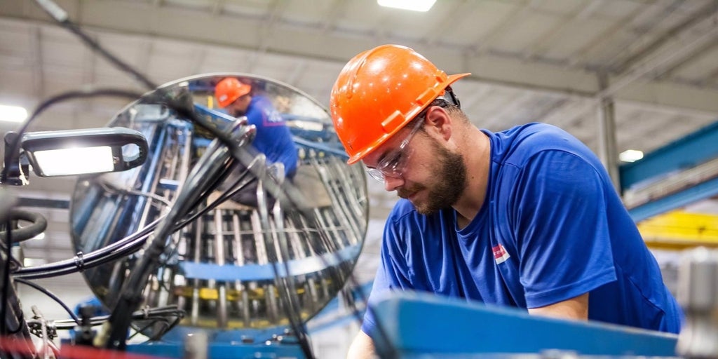 La producción industrial se mantiene en noviembre en Andalucía, frente a la caída del 3,4% a nivel nacional