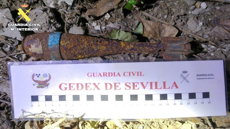 Aparece en un pueblo de Sevilla un mortero de la Guerra Civil española