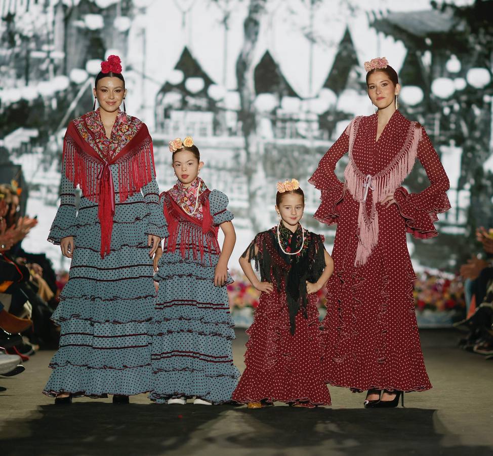 Gran variedad de colores en los trajes de Carmina, Lucía Márquez y Sueños de Abril 