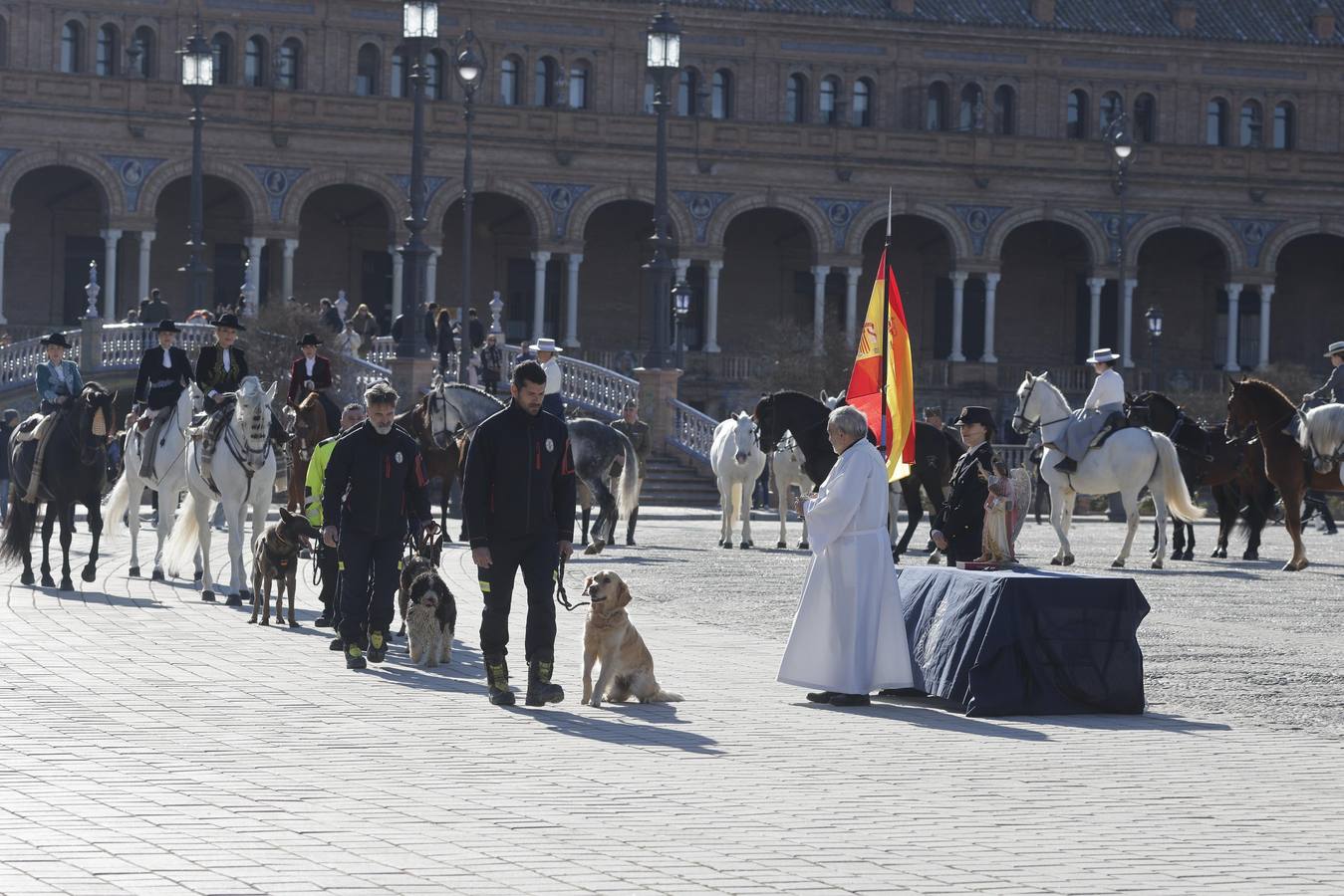 Los animales han sido los grandes protagonistas de este acto homenaje de la Policía Nacional