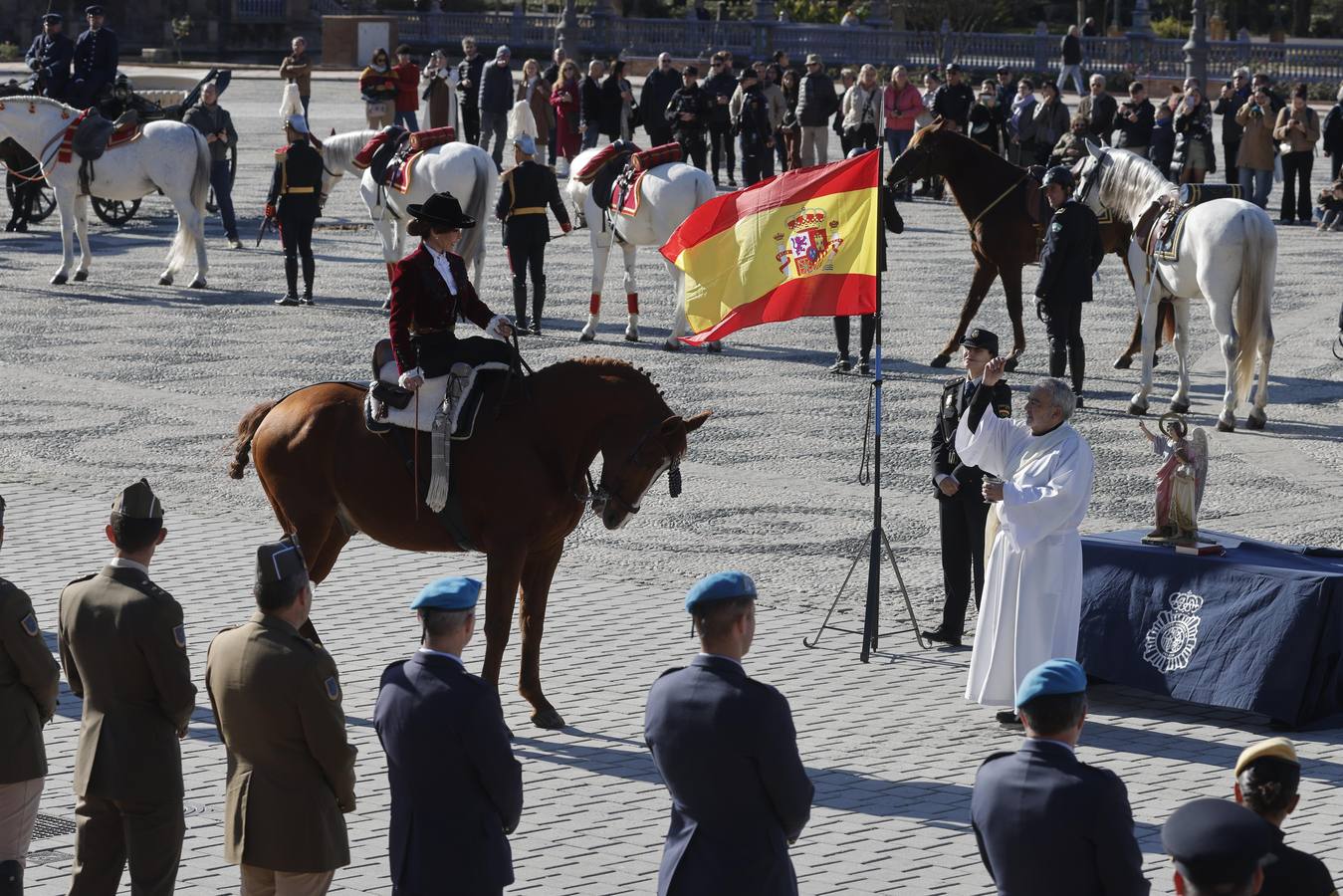 Los animales han sido los grandes protagonistas de este acto homenaje de la Policía Nacional