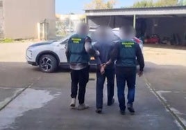 Vendía en redes sociales los objetos que robaba en fincas agrícolas de un pueblo de Sevilla