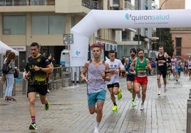 Búscate en las imágenes del Medio Maratón de Sevilla 2025 (I)