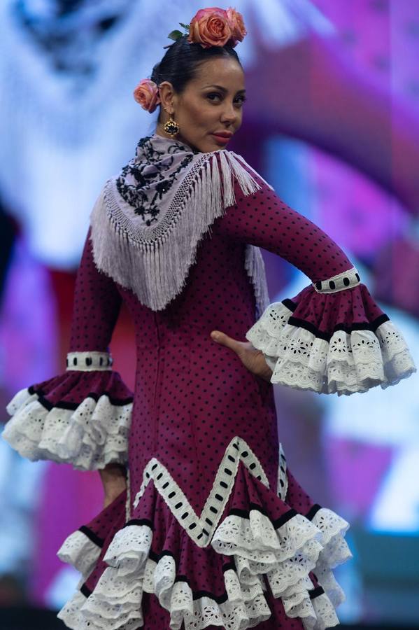 La firma Miabril presenta a una mujer muy flamenca en el Simof 2025