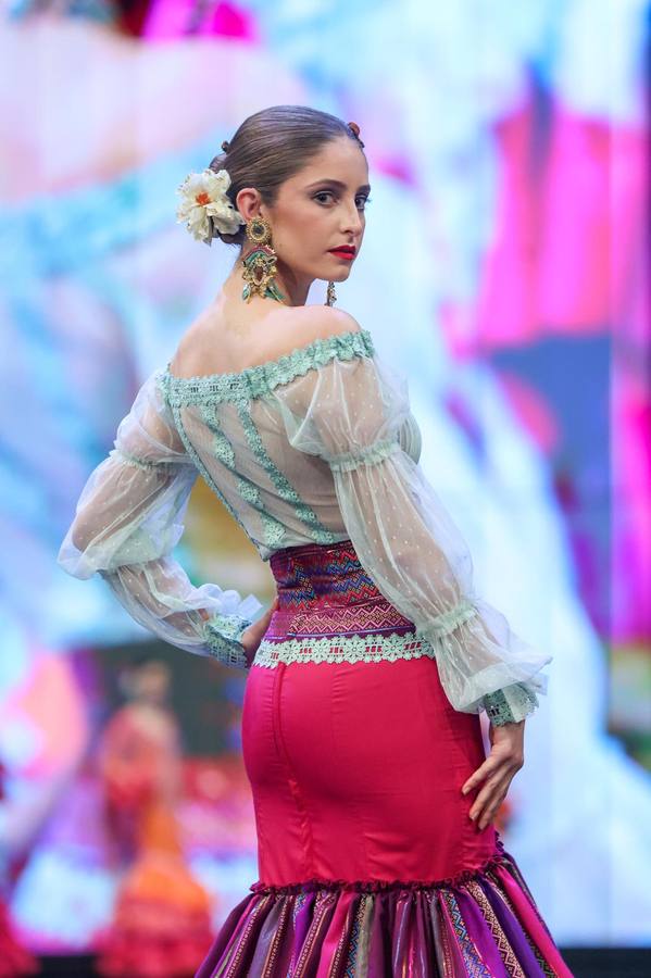 Inspiración tailandesa es la que ha tenido Aurora Gaviño en esta nueva colección