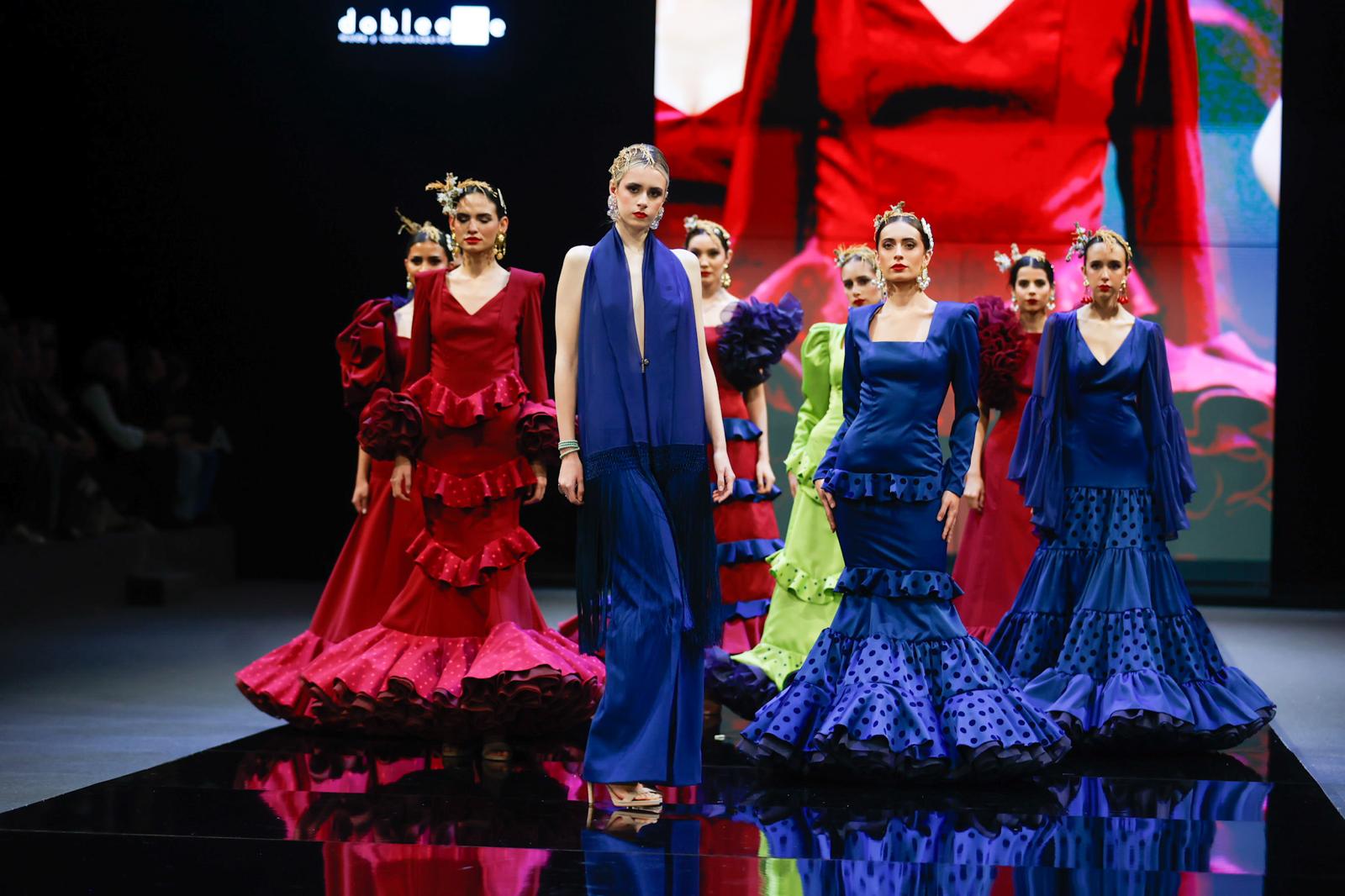 Detalle del desfile del Certamen de jóvenes diseñadores en SIMOF 2025