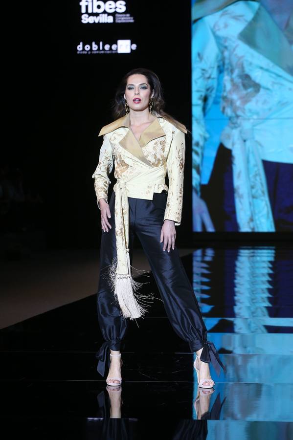 Detalles del desfile del diseñador Antonio Gutiérrez en SIMOF 2025