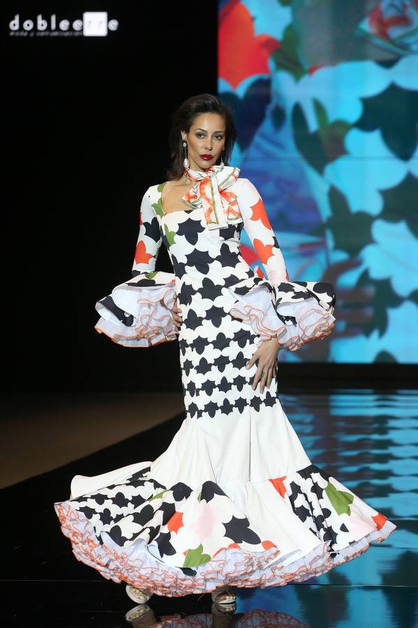 Detalles del desfile del diseñador Antonio Gutiérrez en SIMOF 2025