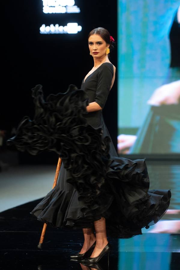 Detalles del desfile del diseñador Guillermo Peralta en SIMOF 2025