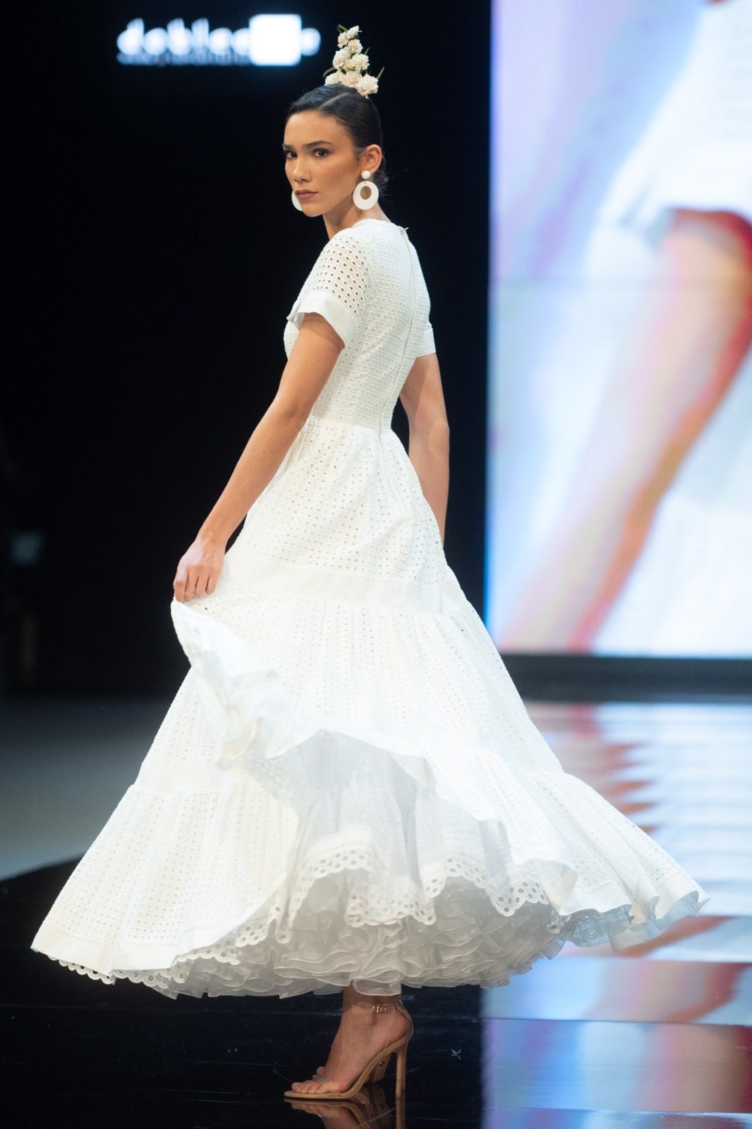 Detalle del desfile de José Joaquín Gil en Simof