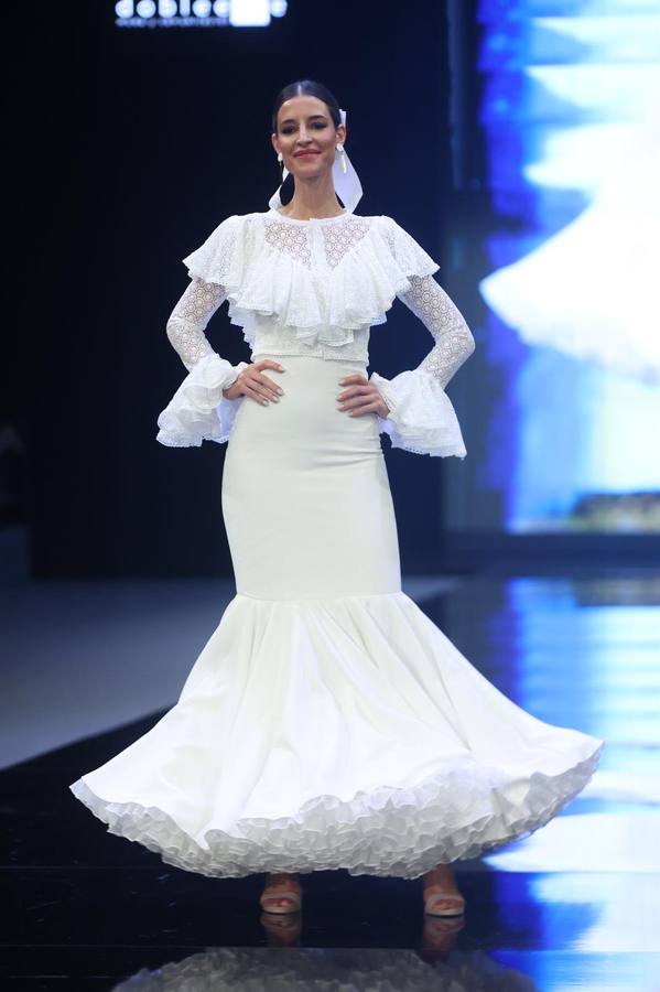 Desfile de Leticia Lorenzo en SIMOF 2025