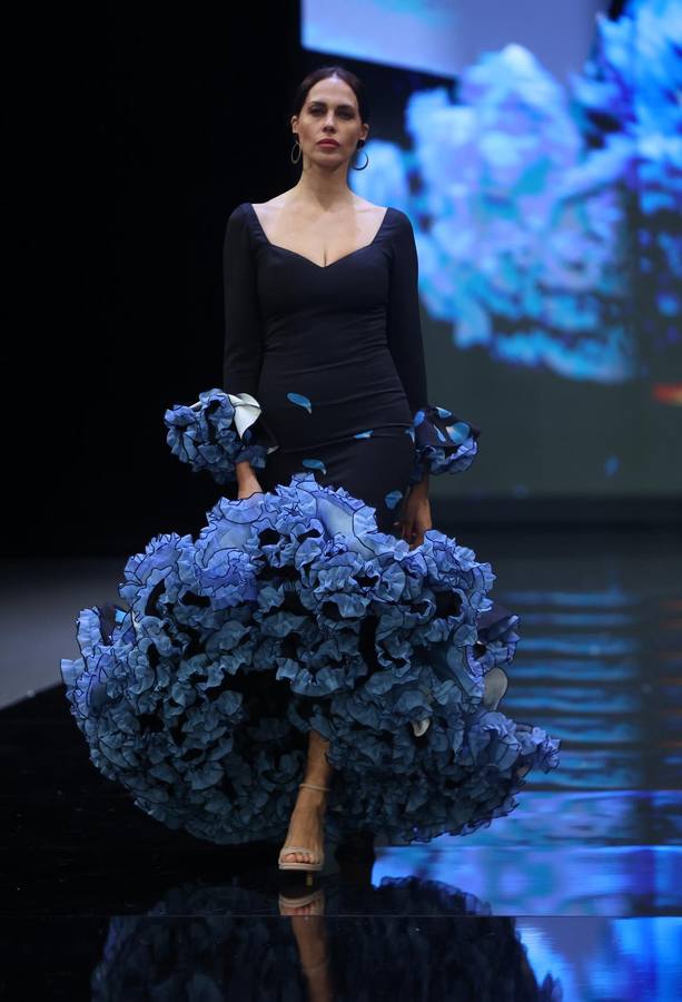 Desfile de Leticia Lorenzo en SIMOF 2025