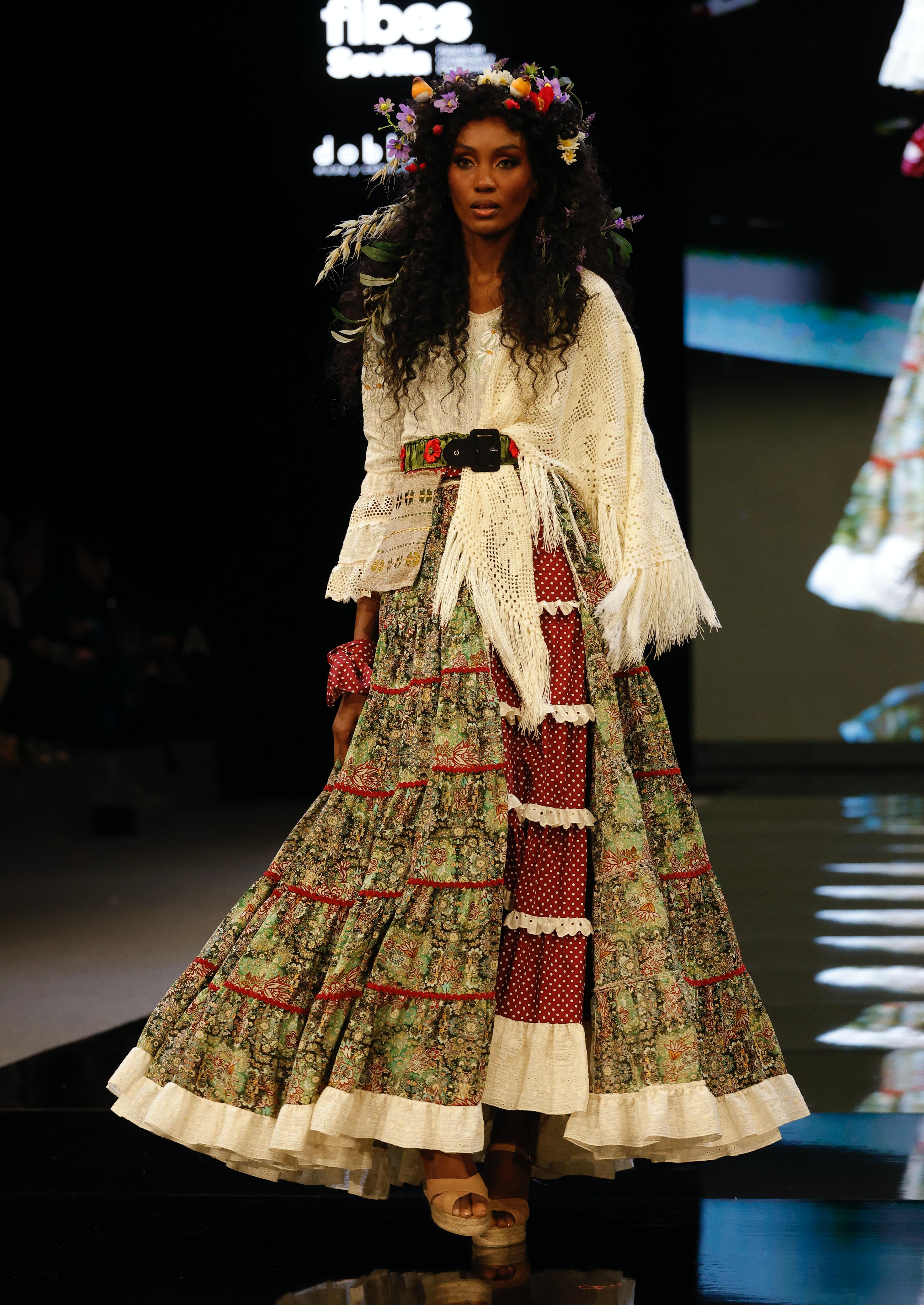 El desfile de Flamantex x Qlamenco en SIMOF 2025