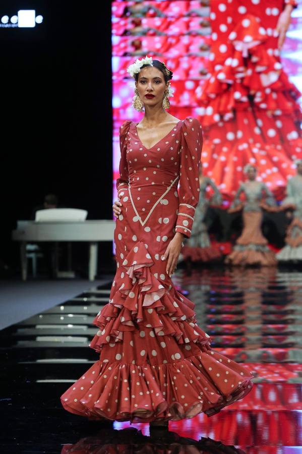 La colección es Sonibel hace un repaso a la historia de esta firma de moda flamenca