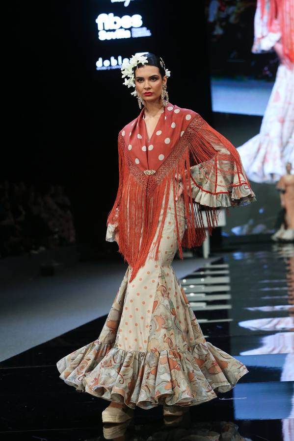 La colección es Sonibel hace un repaso a la historia de esta firma de moda flamenca