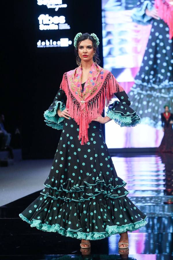 Desfile de Diseño Hermanas Serrano en SIMOF 2025
