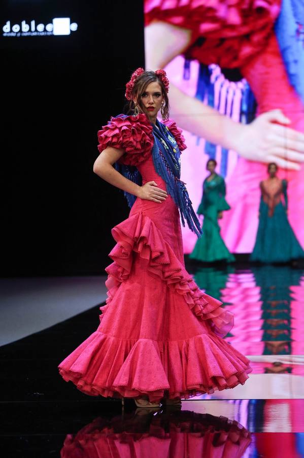 Desfile de Diseño Hermanas Serrano en SIMOF 2025