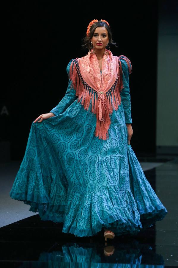 Desfile de Diseño Hermanas Serrano en SIMOF 2025